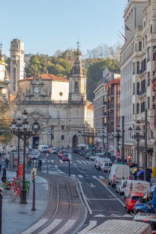 Apartmán Amplio Y Elegante En Casco Viejo Con Parking Bilbao Exteriér fotografie